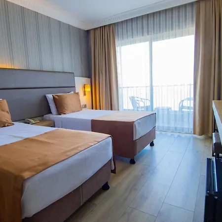 Point Beach Hotel-2
