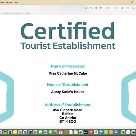 Aunty Katie'S House, Ni Tourist Board Certified & Located On The Main Oldpark Road To Belfast, With Free Continental Breakfast & Free Ultra Fast Sky Internet, Free Sky Sports & Free Sky Cinema, Self-Check In After 10Pm Gmt-3