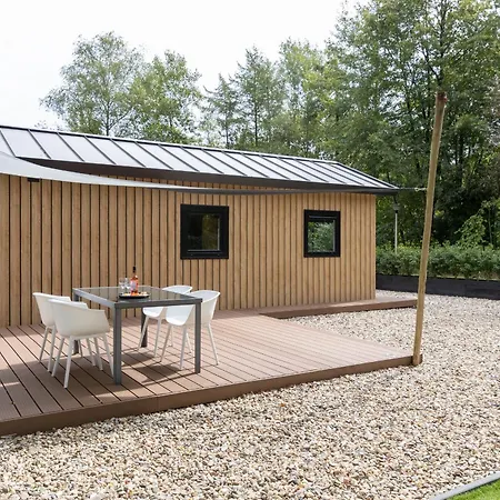 Schitterend 4 persoons Tinyhouse met HOTTUB aan de bossen in Putten 4-16-3