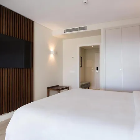 Four Points By Sheraton Sesimbra-3