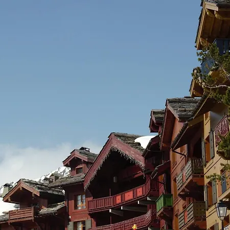 Arc 1950 Le Village-3