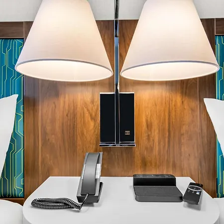 Hampton Inn & Suites Chicago Medical District Uic-2