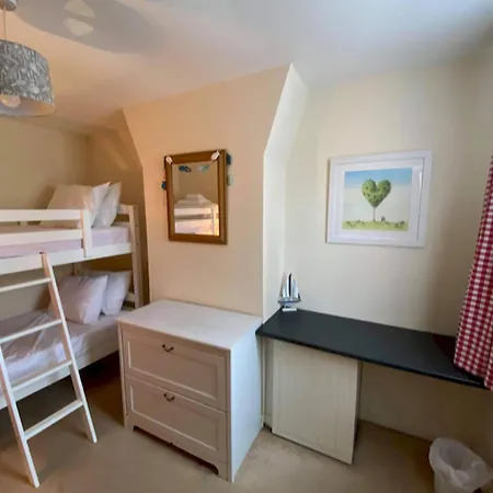 Kinnessburn Road Apartment - No 20-3