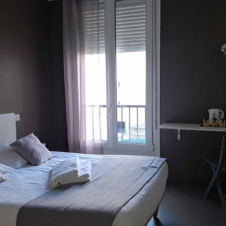 Crystal Hotel-2