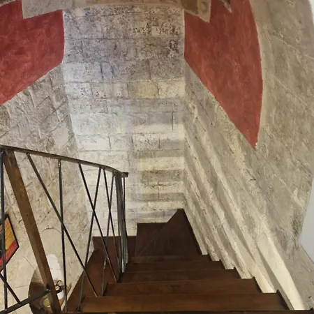 Palazzo di città Bari-3