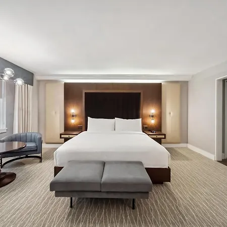 Lexington Plaza Hotel-2