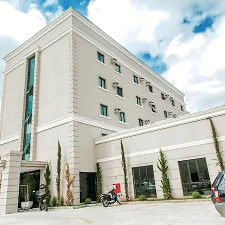 Class Hotel Pouso Alegre-2