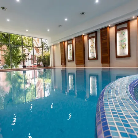 Lion'S Garden Hotel-2