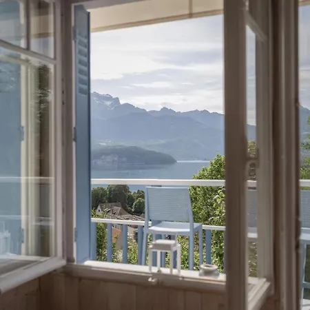 Venez Chez Vous La Maison Bleue-2