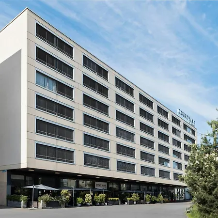 Courtyard By Marriott Zurich North-2