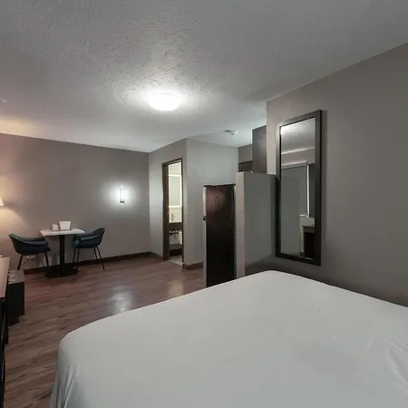 Studio 6 Limon, Co I 70-2