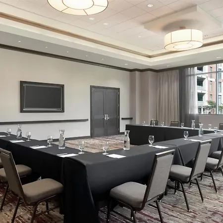 Hilton Garden Inn Atlanta Downtown-3