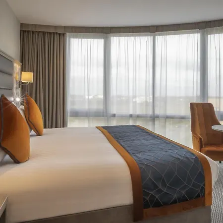 Metro Hotel Dublin Airport-3