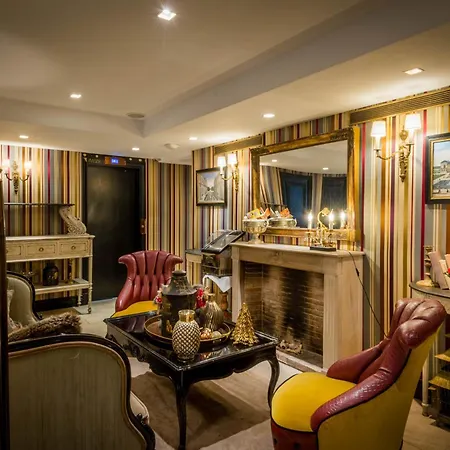 Hotel Chateaubriand-2