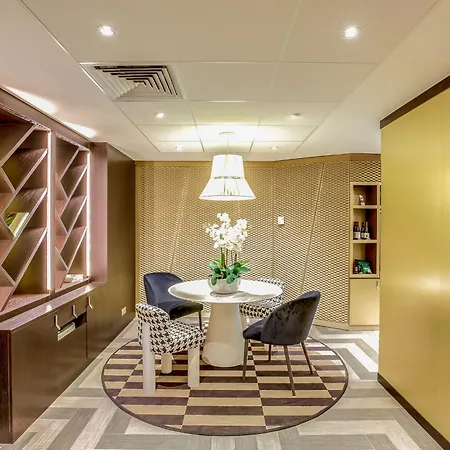 Mercure Paris Arc De Triomphe Etoile-2