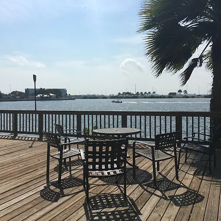 Chase Suite Hotel Rocky Point Tampa-3
