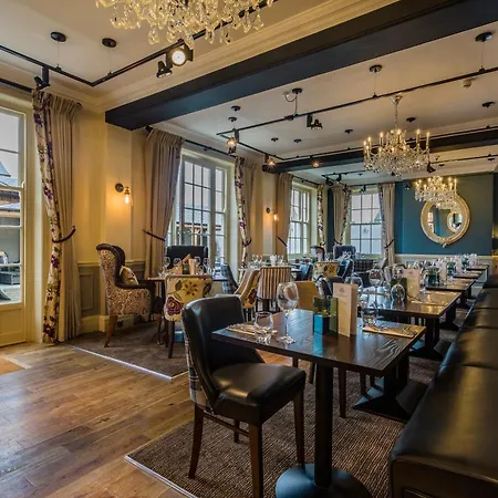 The Golden Fleece Hotel, Thirsk, North Yorkshire - The Coaching Inn Group-2