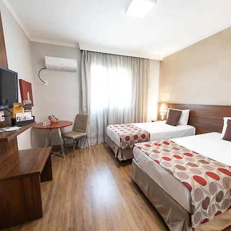 Class Hotel Pouso Alegre-3