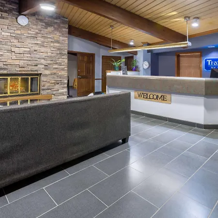 Travelodge By Wyndham Appleton-3