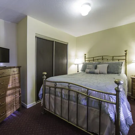 Historic Cary House Hotel-3