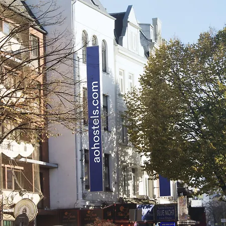 A&O Hamburg Reeperbahn-3