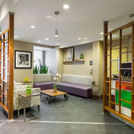 Hampton Inn Manhattan Chelsea-3