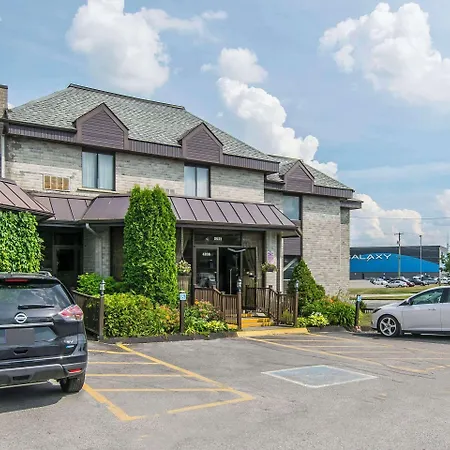 Quality Hotel & Suites-3