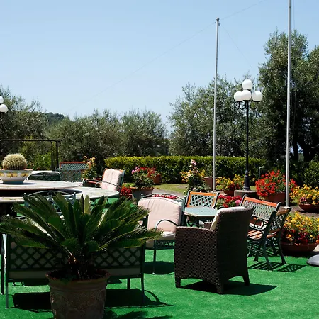 Johanna Park Hotel-3