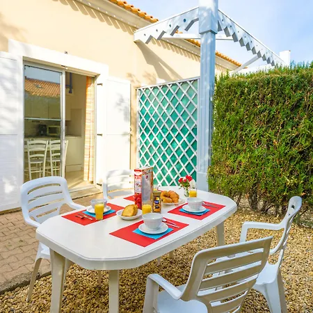 Lagrange Vacances Le Scarlett et Les Soleillades-2