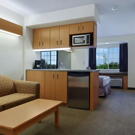 Microtel Inn & Suites By Wyndham Plattsburgh-2
