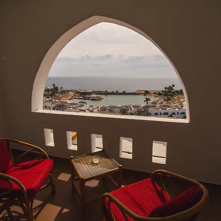 Domina Oasis Hotel & Resort-2