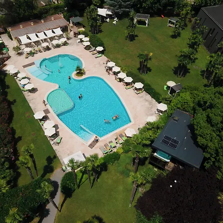 Astoria Resort-2