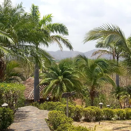 El Sabanero Eco Lodge-3