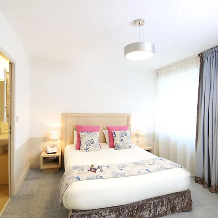 Trinite Hotel-3