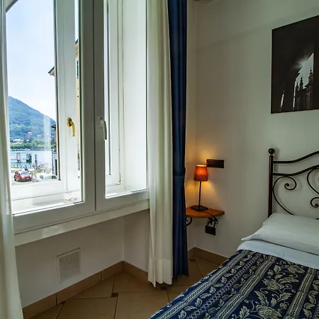 In Riva Al Lago-2