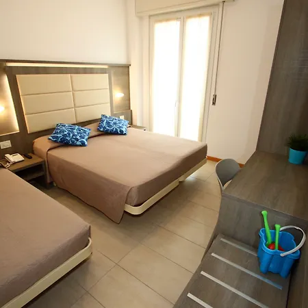 Hotel Boom-3