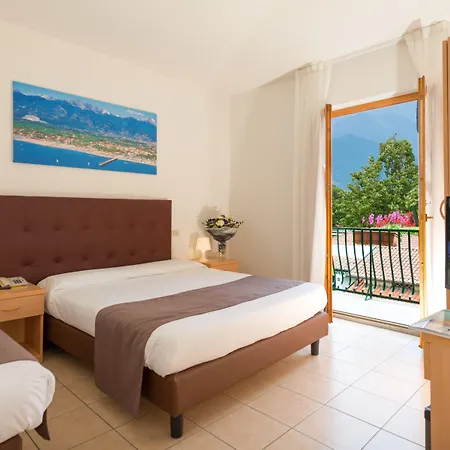 Hotel La Pace-3