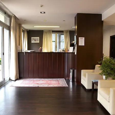 Hotel 2C-3
