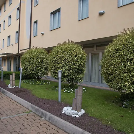 Hotel 2C-2
