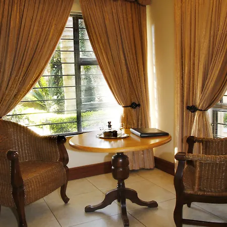 Opikopi Guest House-3