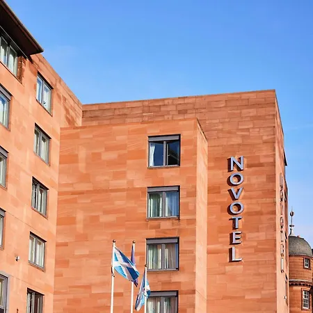 Novotel Edinburgh Centre-2