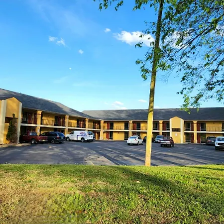 Budgetel Inn Scottsboro-3