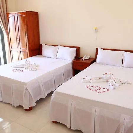 Lien Thong Hotel-2