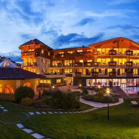 Mirabell Dolomites Hotel-2