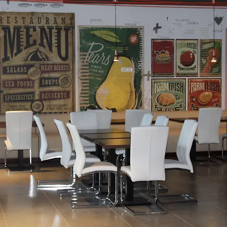 Star Inn Lisbon Airport-3