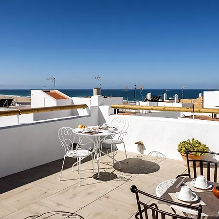 Habitaciones Y Apartamentos En El Centro La Jabega By Conil Home-2