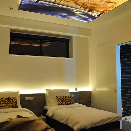 Hotel Rauw aan de Kade-3