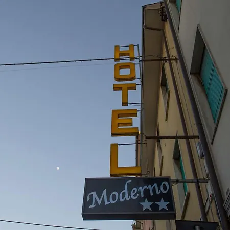 Hotel Moderno-3