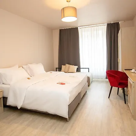 Hotel Deutsches Theater Landwehrstrasse-2