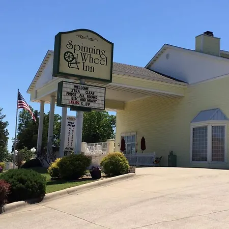 Spinning Wheel Inn-2